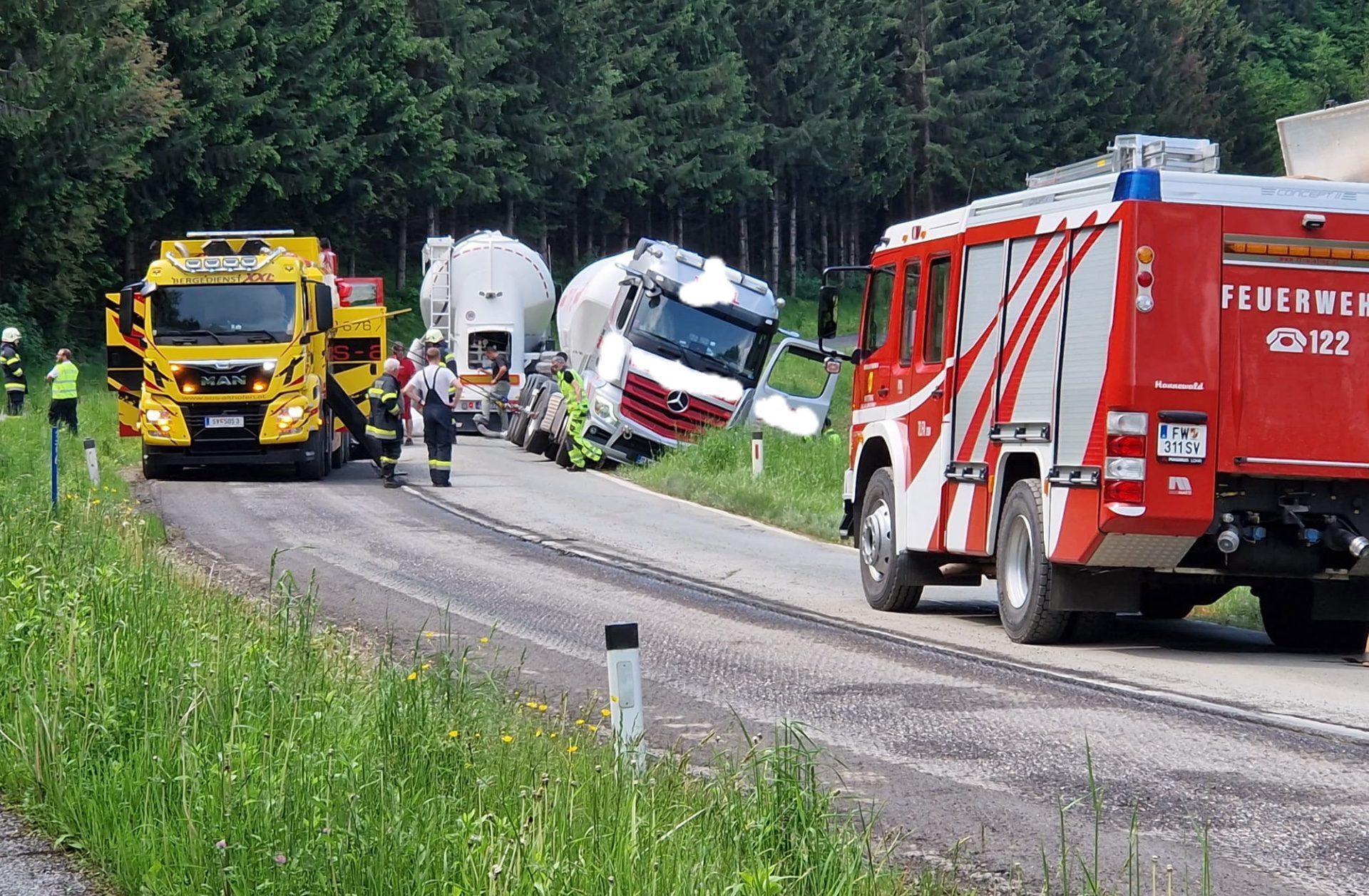 Dreistündige Straßensperre Nach Lkw-Unfall In Wieting